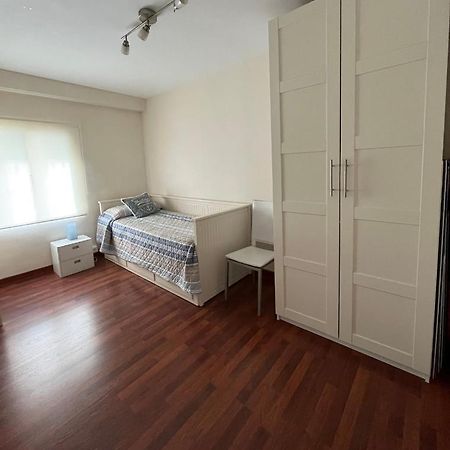 Piso Con Piscina Primera Linea De Playa Διαμέρισμα Torre Del Mar Εξωτερικό φωτογραφία